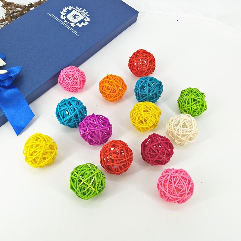 1 stücke 3cm Schwarz Rattan Ball Spielzeug Ball Freundliche Bunte Weiche Kunststoff Ozean Lustige Baby Kind Schwimmen Spielzeug Wasser pool Welle