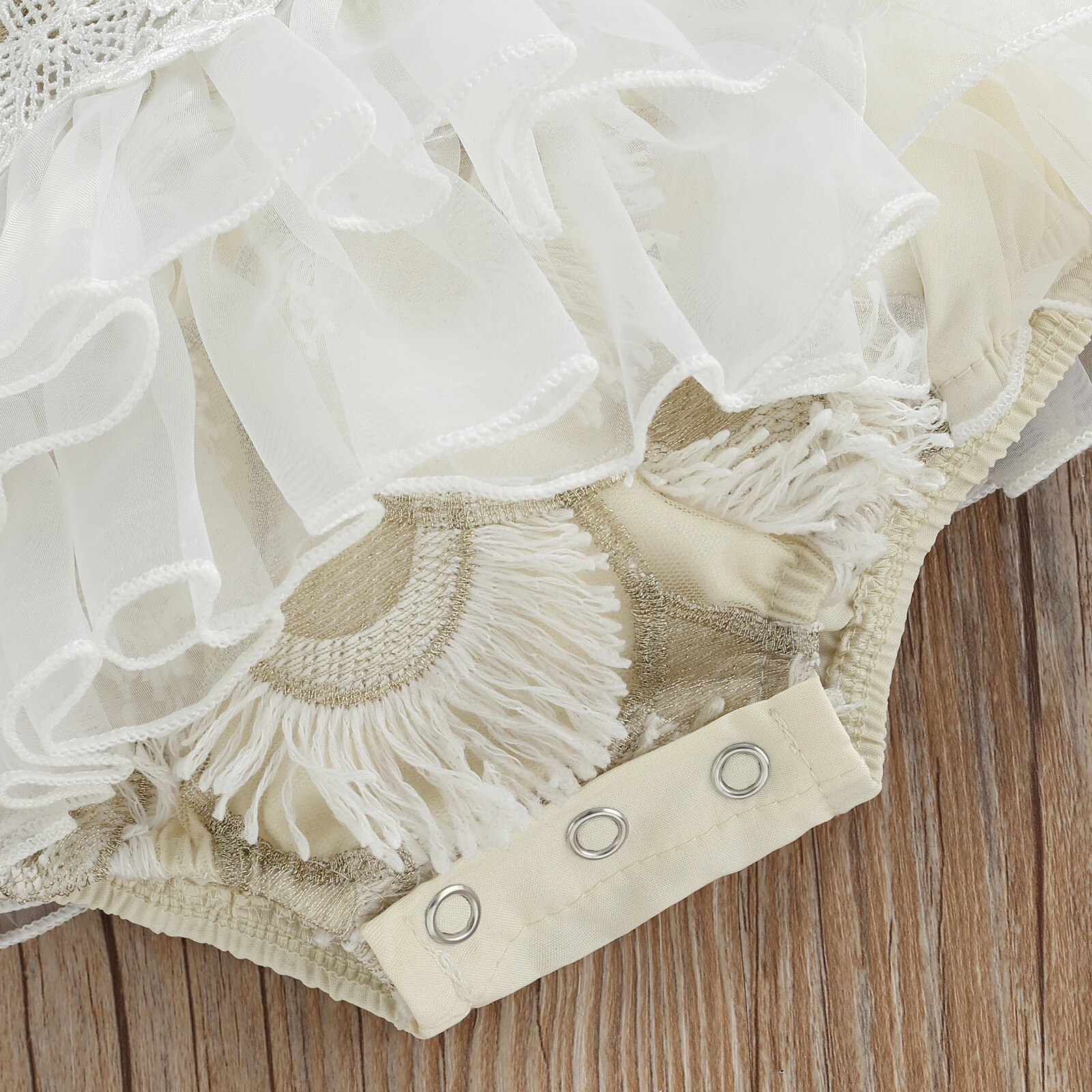 Pelele de encaje con volantes para bebé, vestido de princesa con mangas voladoras, mono blanco sin espalda, ropa de verano para bebé