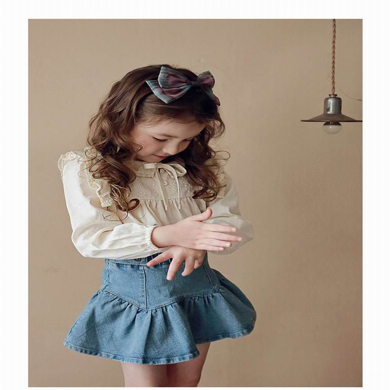 T-shirt per ragazze coreane 2020 autunno inverno nuova ragazza t-shirt a maniche lunghe in cotone di pizzo carino abbigliamento per bambini E20582