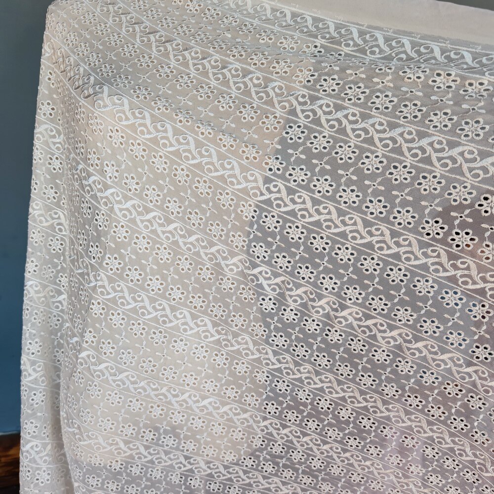 Lace Red Color Pure Silk Evening Dress Wedding 100% Silk Fabirc Silk chiffon embroidery: 55-1102 off white