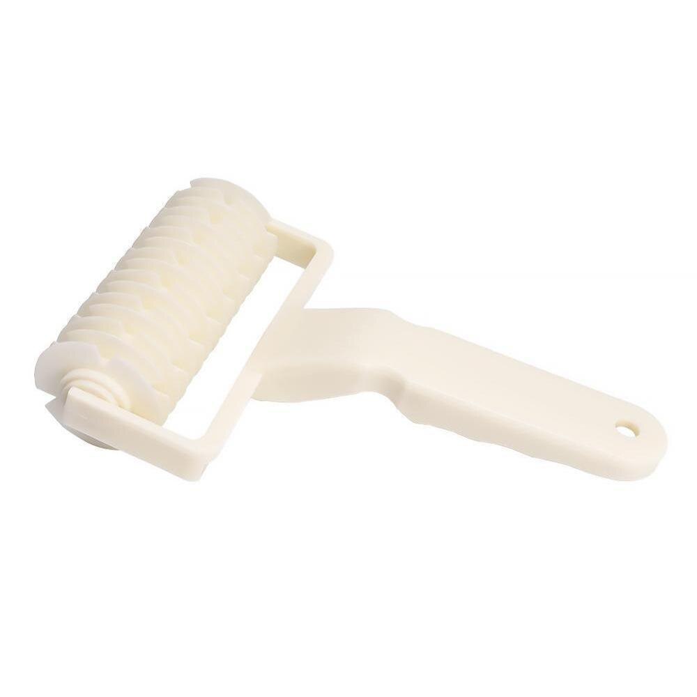 Plastic Wheel Roller Pin Pizza Hole Needle Pie Biscuit Device Crust Roller Punching Cutter Hole-Piecing V2Z8: B