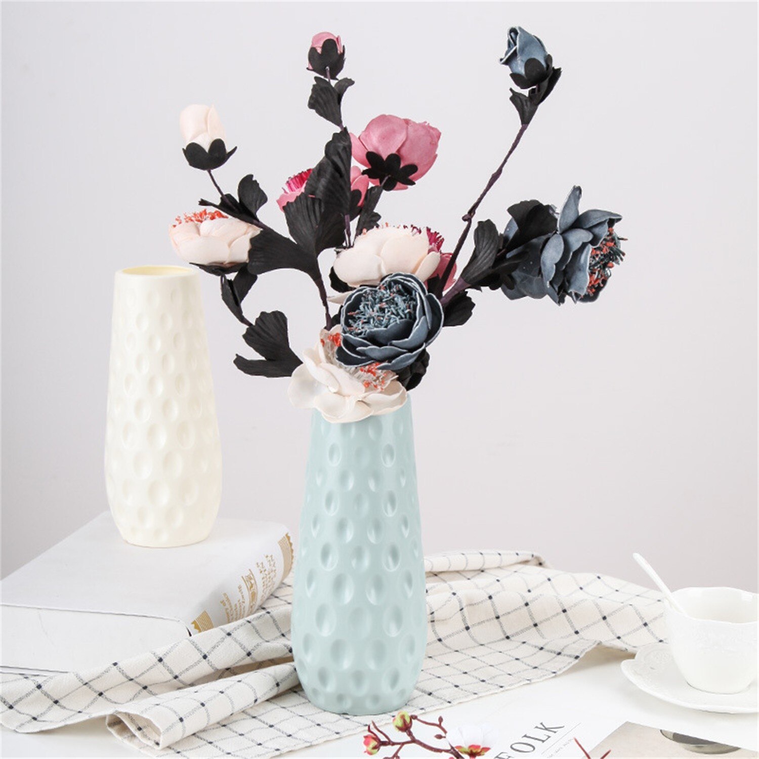 Imitation Ceramic Flower Vase Decoration Home Plas... - Grandado