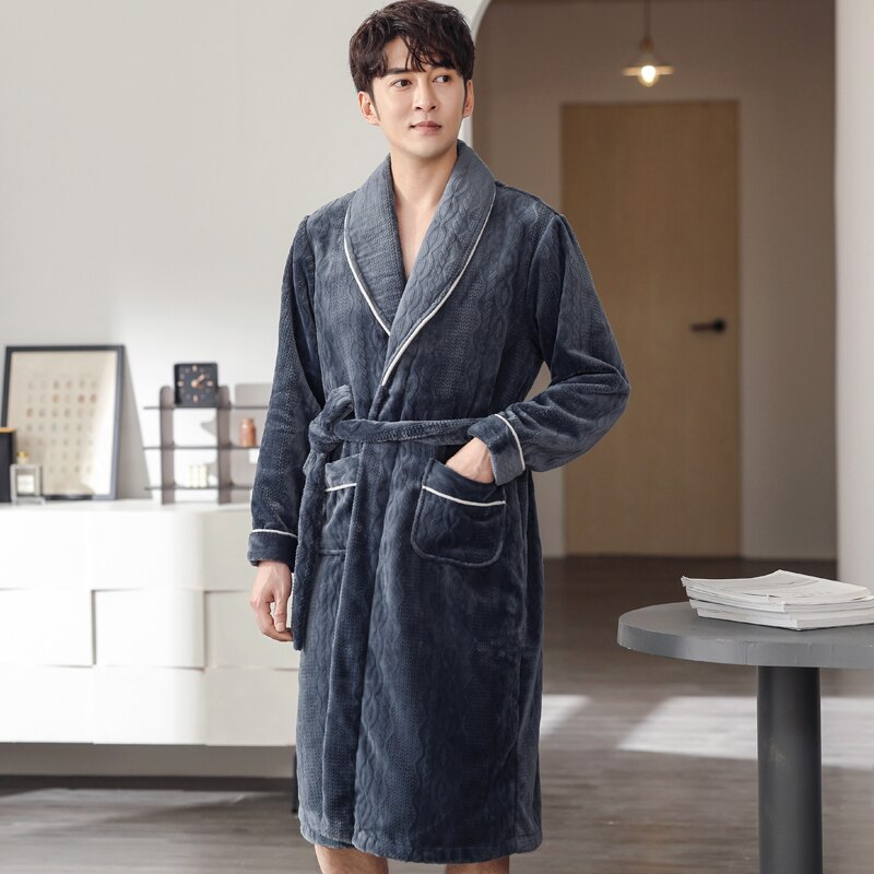 Winter Men Bathrobes 3 Colors Thick Flannel Robe Long Bath Robe Male Comfort Warm Dressing Gown Robe: MDF9021C / XXXL