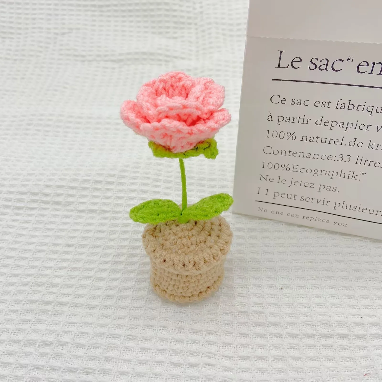 Plantas en macetas tejidas a mano, corazón de rosa tejido a mano, cártamo de Gardenia, flor de ganchillo, accesorios de Interior de coche, decoración de coche, 1 Uds.