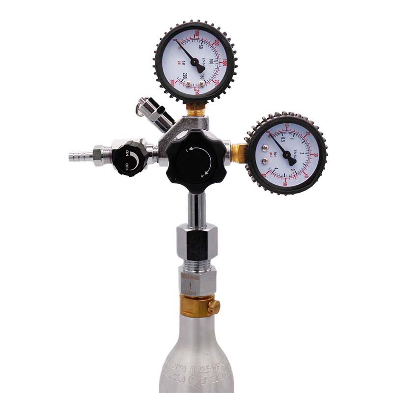 0.6L Soda Water Cilinder Co2 Fles Tank met Klep Tr21 * 4 150BAR/2250PSI Hoge Druk Soda Water Tank