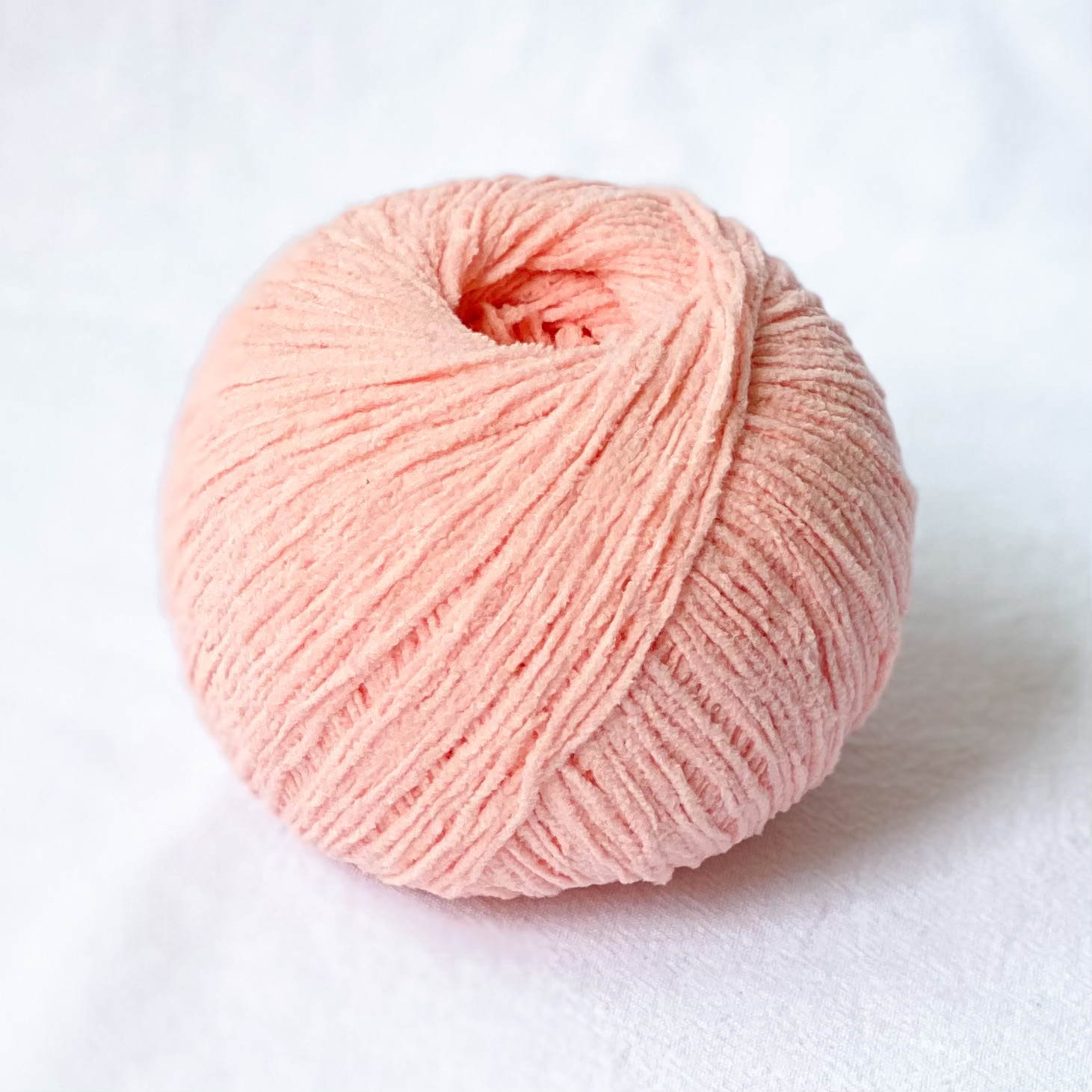 2mm de algodón esponjoso fino chenilla mate 50g DIY muñeca de ganchillo a mano muñeca tejida Edelweiss oro terciopelo lana tejer suéter zapatos: Gris