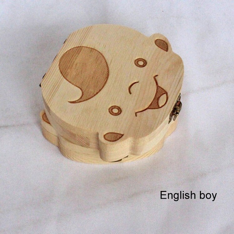 1 stk spansk engelsk russisk baby træ tandkasse mælketænder opbevaring indsamle legetøj tænder navlestreng gem legetøj til baby barn: Engelsk dreng
