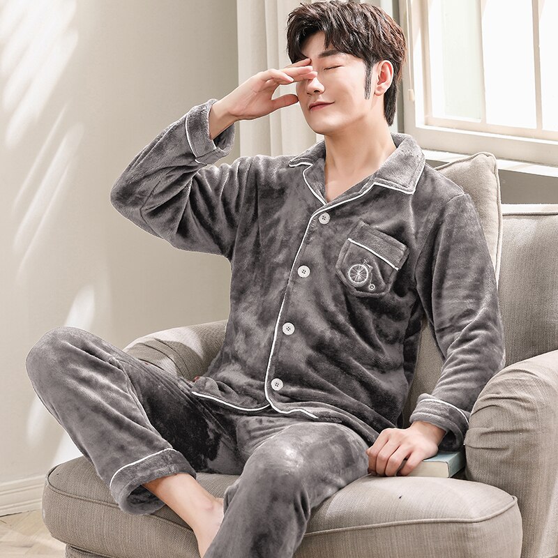 Men's Pajamas Winter Thick Velvet 3 Layer Padded Winter Warm Big Size Home Wear Long Sleeve Embossing Luxury Pyjamas Men Set