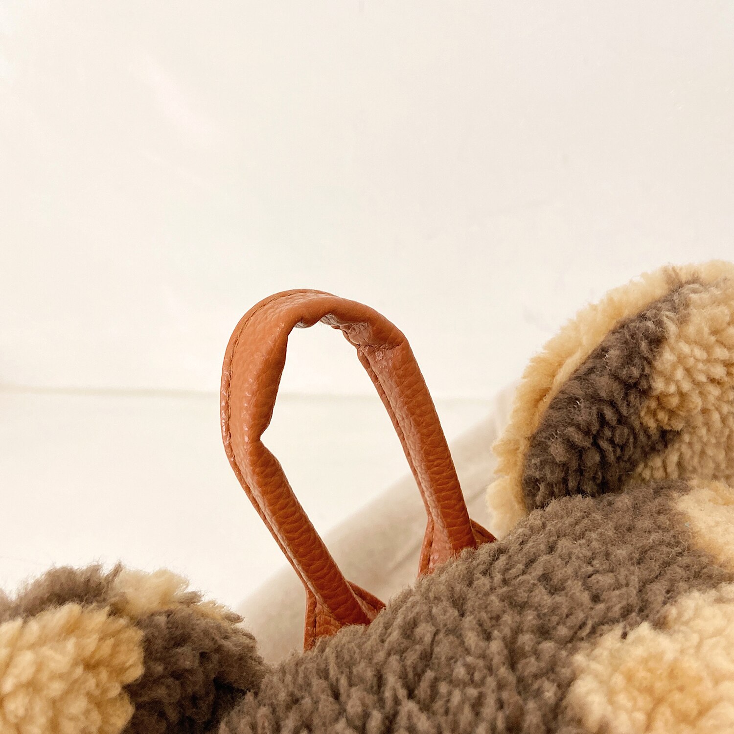 Urso impressão de pele do falso ombros saco urso orelhas de pelúcia mochila feminina bonito peludo saco novo inverno sacos para as mulheres 2022 novo