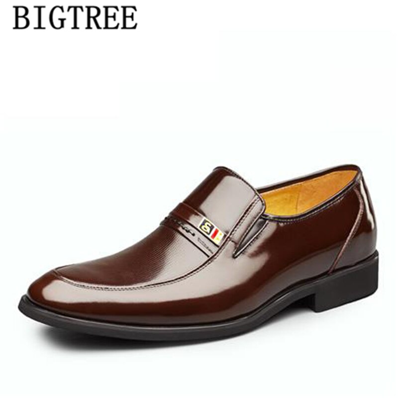 Eco-Friendly Patent Leather Shoes For Men Formal Wear preview