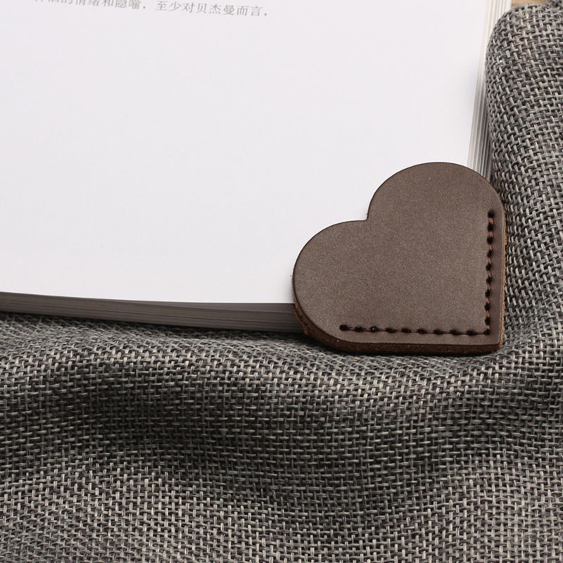 2PC Stationery Heart-Styled Soft PU Leather Book Page For Simple Girls Kids School Cute n Bookmark