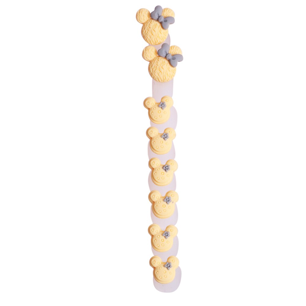 8Pcs/Set Toe Separators Silicone Spacers Cushions Daisy Flower Toes Dividers Nail Art Reusable Manicure Pedicure DIY Tools: Style C