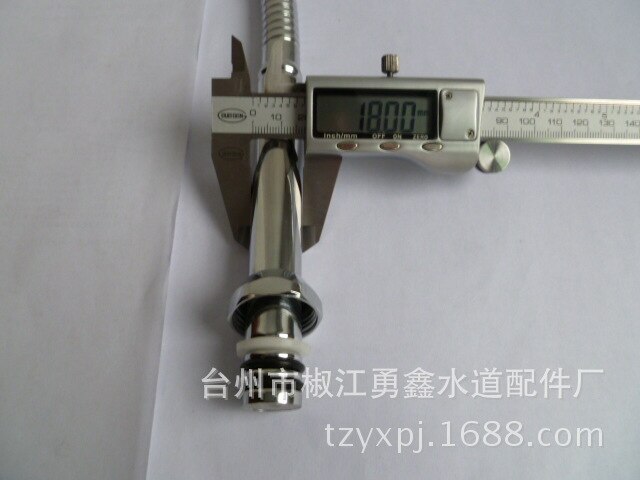 Vidric Faucet universal tube can be bent at will. Kitchen faucet repair replacement tube parts