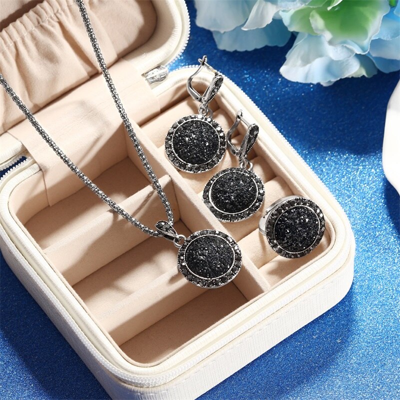 Ensembles de bijoux de charme pour femmes ensembles de bijoux de fête en strass noir chaîne ronde pendentif en pierre collier boucles d'oreilles anneau