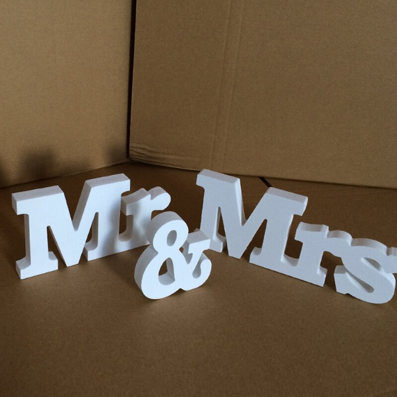 Wedding Decoration Mr & Mrs White Wooden Letters Sign For Sweetheart Table Decor