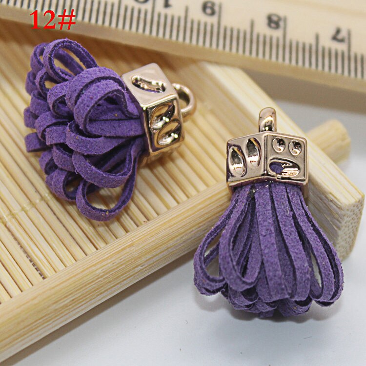 Pendentif pompon Vintage en cuir suédé de 25mm, pour bricolage, résultats de bijoux artisanaux, boucles d&#39;oreilles, accessoires, ornements porte-clés, 10 pièces/lot: Purple