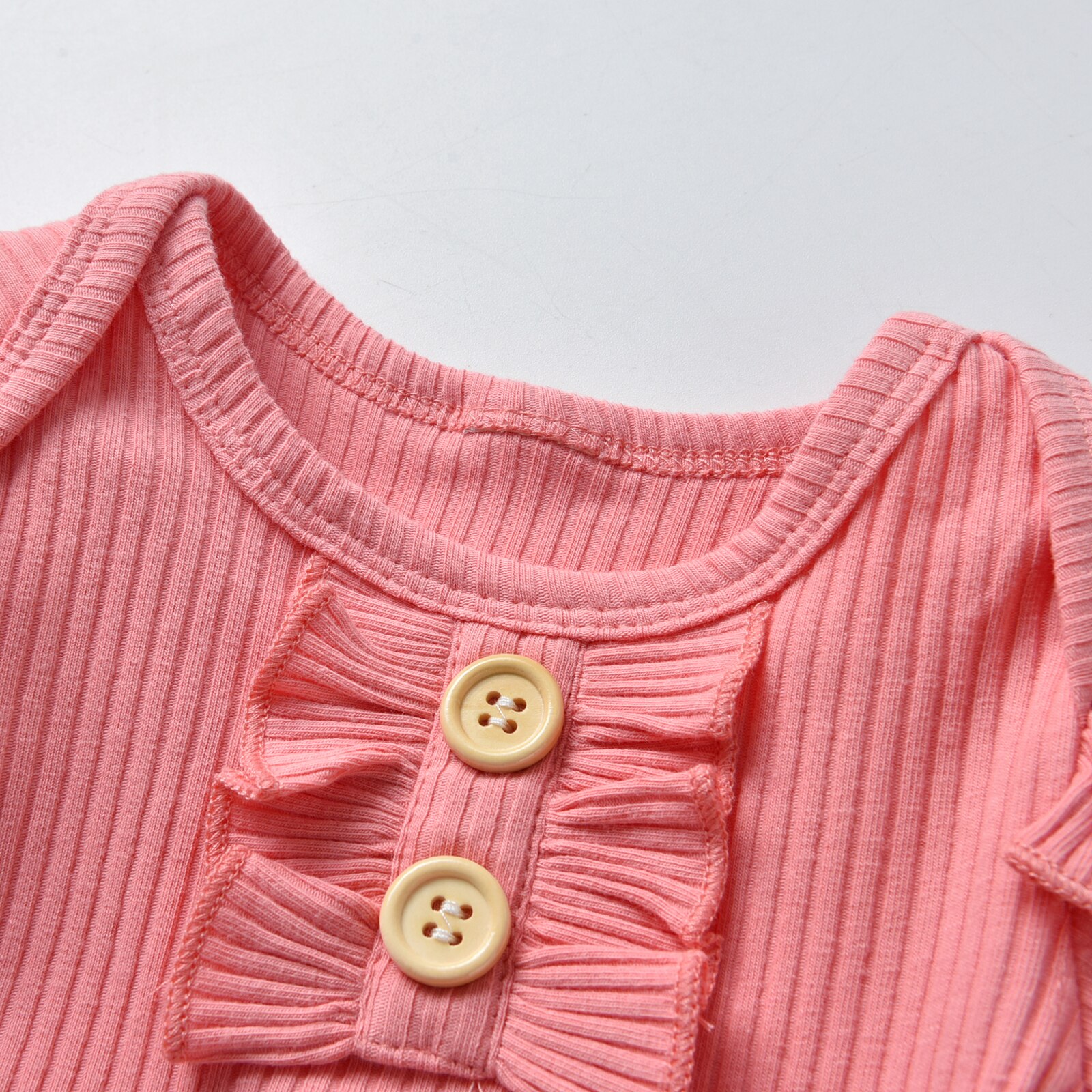 3 -teiliges sommer-kleidungsset für mädchen: einfarbiger kurzarmbody für neugeborene + kurze Hose mit blumenmuster + stirnband