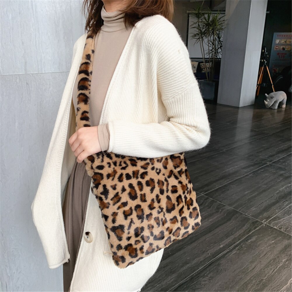 Kvinner myke plysj skuldervesker vintage leopard crossbody messenger bag damer høst vinter stor kapasitet vesker: Brun stil a