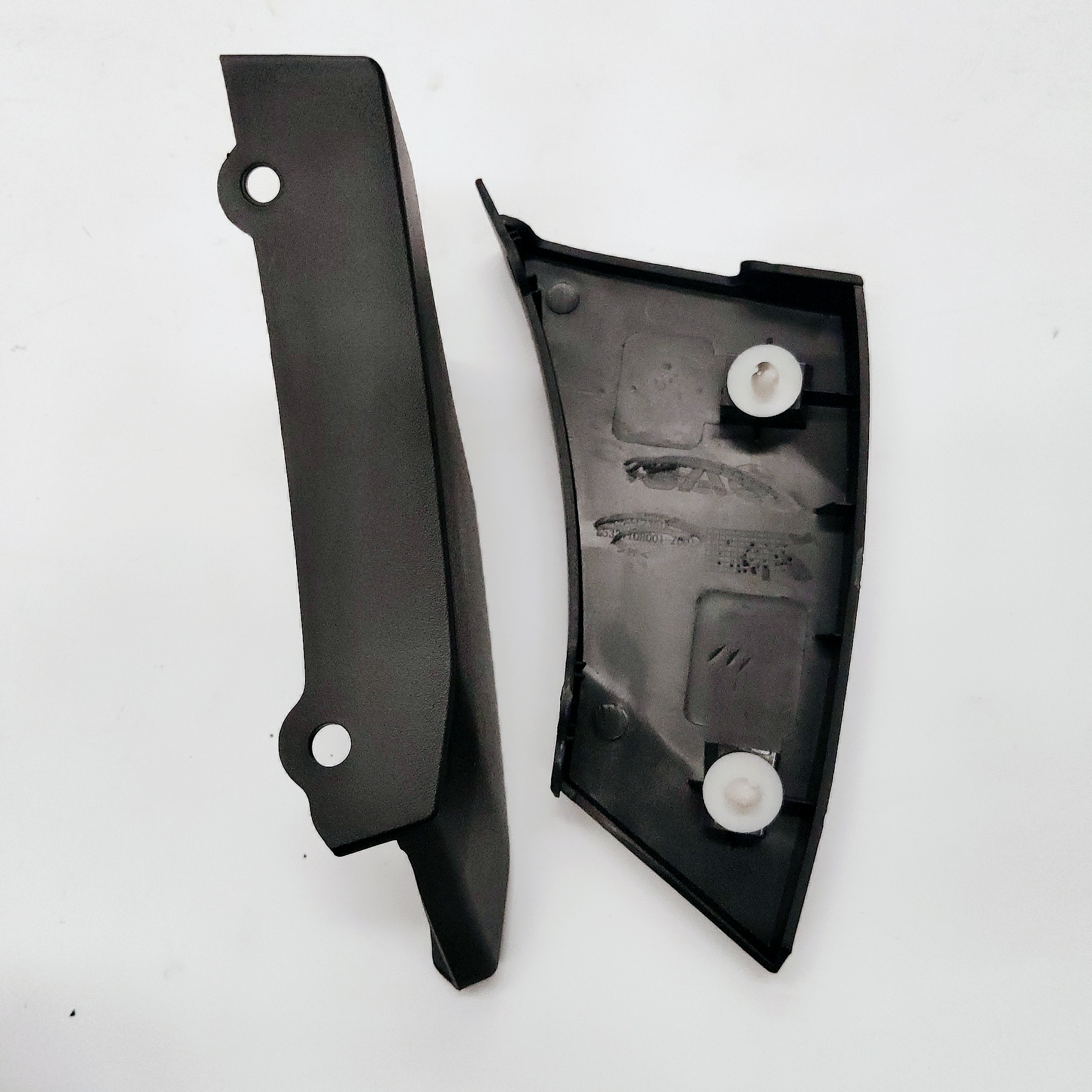 Piezas de coche OE número 5522110R001-Z001 5533110R001-Z001 para ensamblaje de falda de rueda delantera JAC Sunary