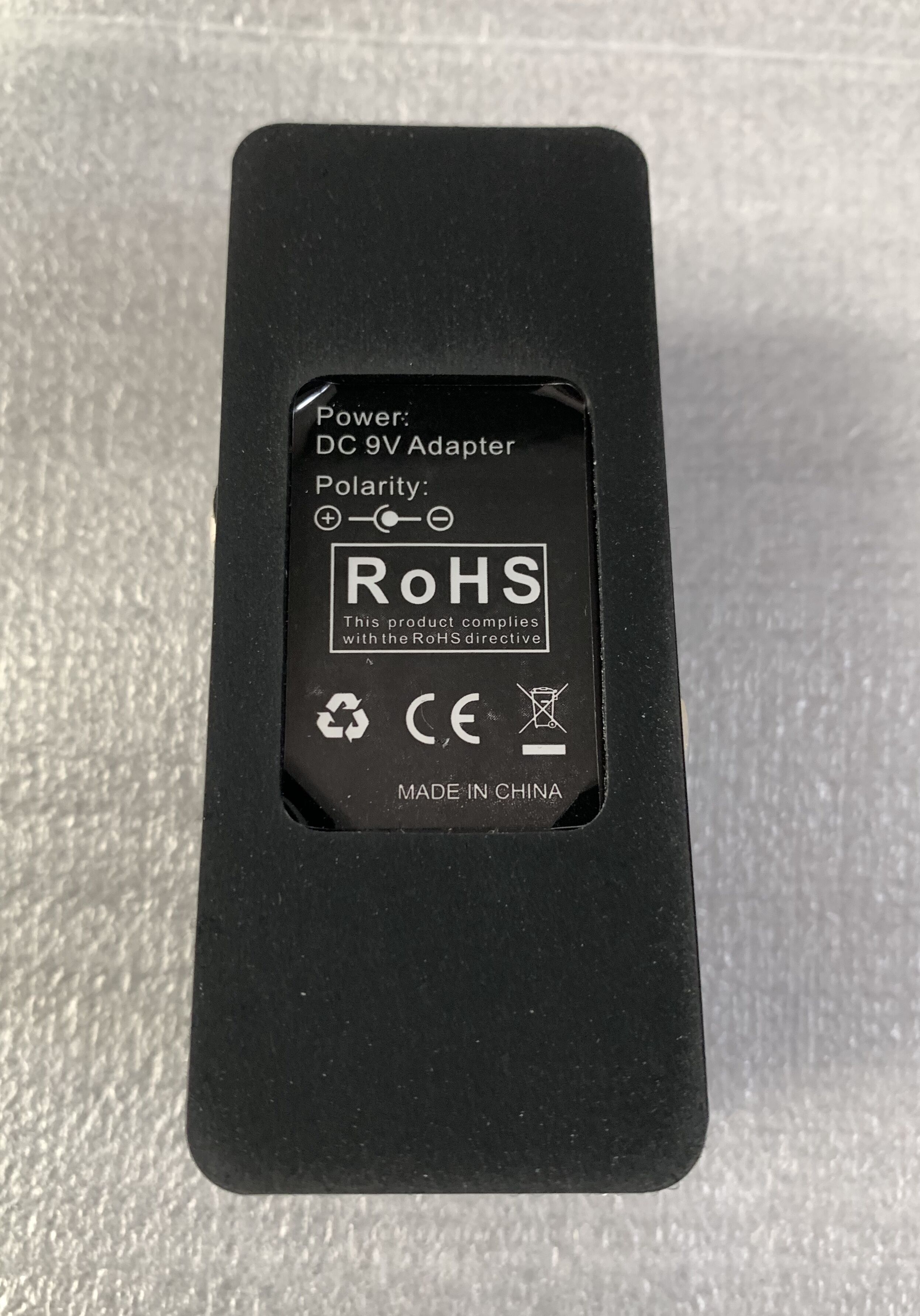 AROMA AT-07 Mini Foot Guitar Tuner Effect Pedal Chromatic Tuning Metal Shell HD Display Guitar Music Accessories