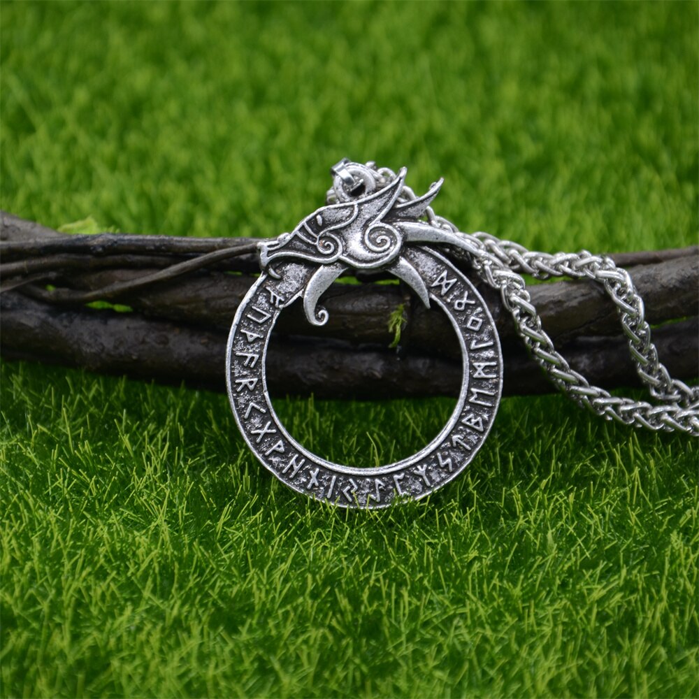 Runiczne runy amulet gotyckie akcesoria Ouroboros Norse smok Got naszyjnik wiking talizman biżuteria: Metal Chain srebro