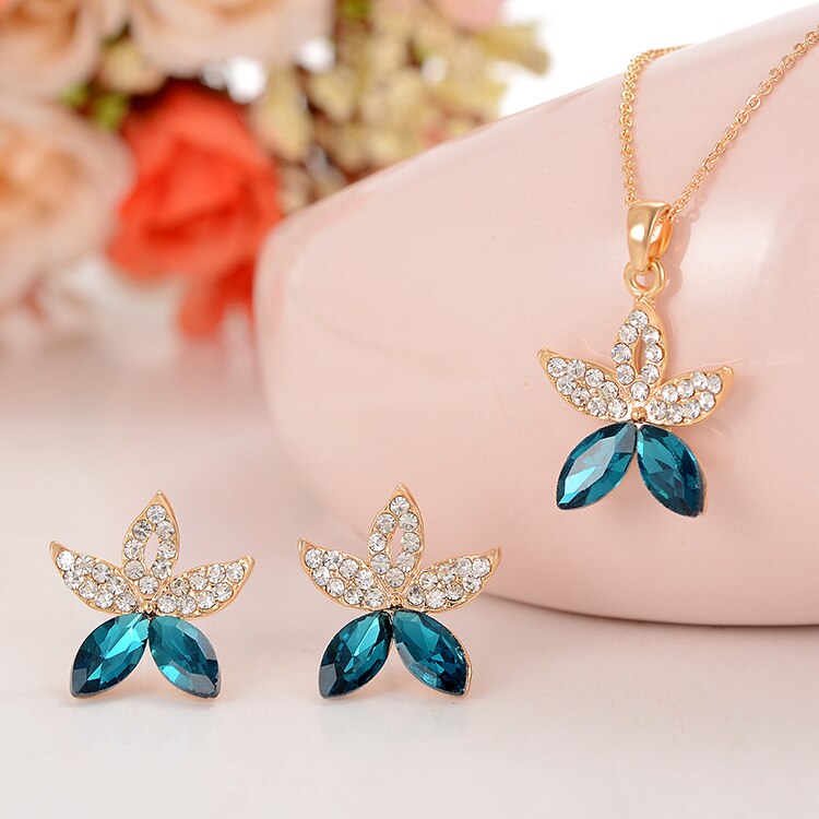 Star Jewelry Sets Stud Earrings Crystal Jewelry Set Rhinestones For Women Pendant Necklace/Earrings/ Sets For Women Wedding: F302