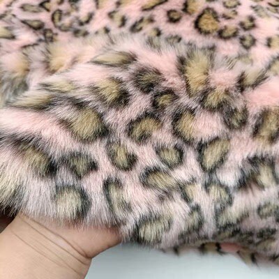Hoogwaardige, dikke kunstbontstof met konijnenprint en luipaardmotief, geschikt voor kleding, decoratieve tapijten en patchwork.: En