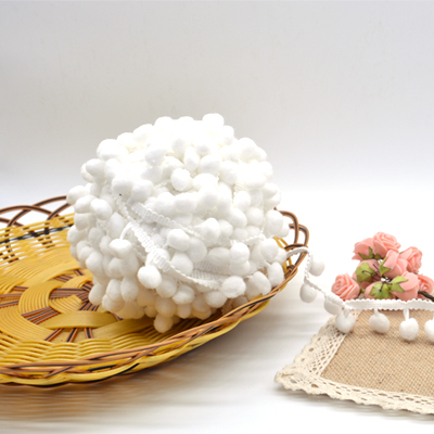 verkoop 5yd/lot 25mm breedte kleurrijke PP bal elastische kant lint kwastje trim naaien materiaal accessoires voor thuis decoratie: white 000