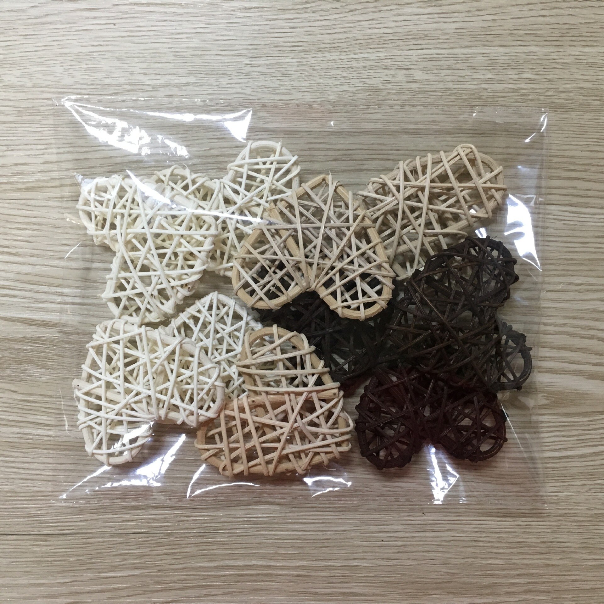 10pcs 7cm Rustic Grapevine Wreath Vine Heart Lightweight Wreath Pendant for Door Christmas Wall Wedding Decor