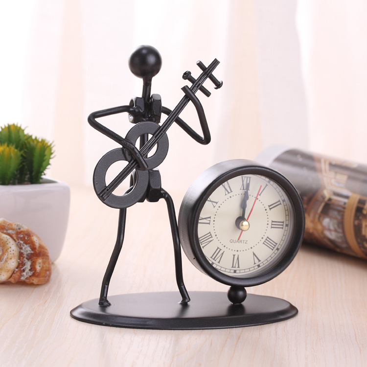 Small Alarm Clock Iron Stainless Steel Personality Retro Table Bedroom Horloge Home Decoration: C
