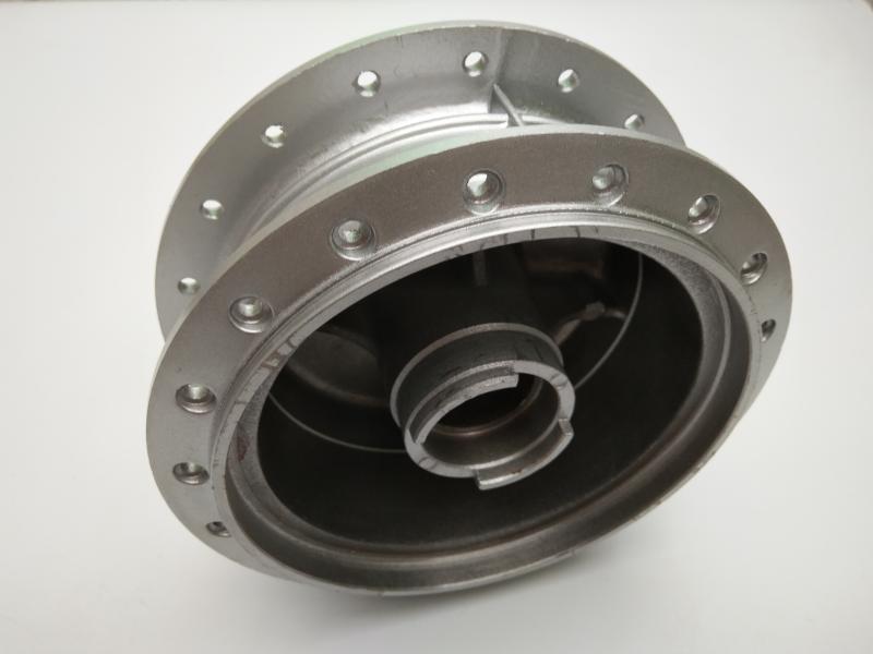 AX100 motorcycle spare parts rear hub suitable for Suzuki motorcycle ax100 rear wheel 100cc accessories