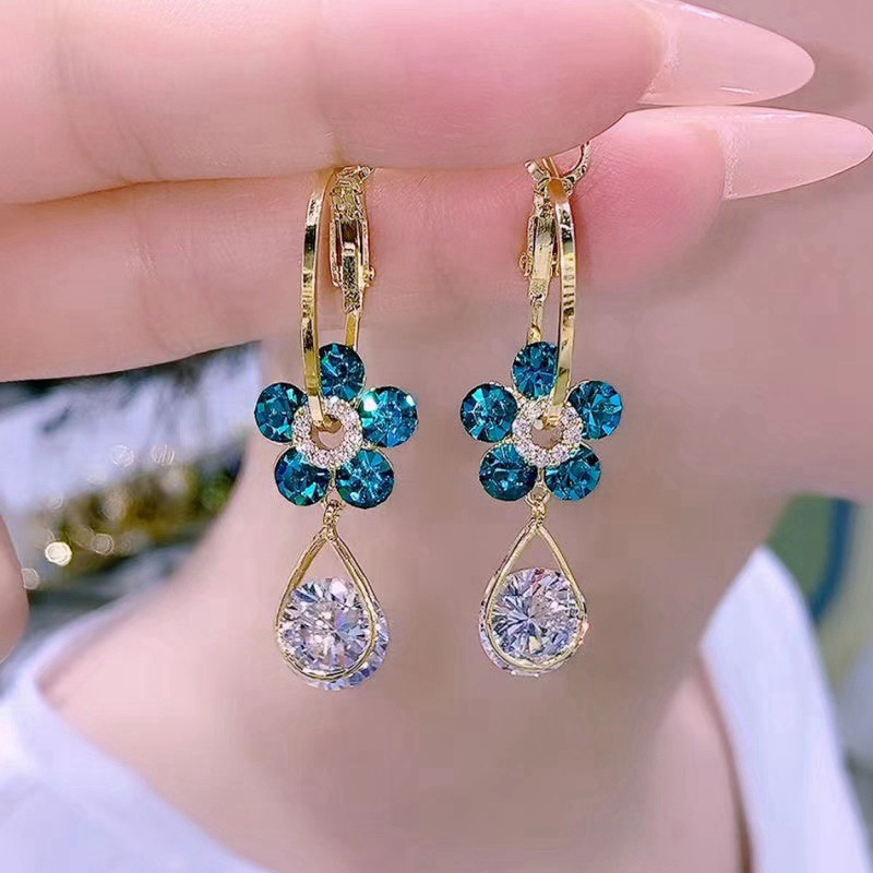 Korean Zircon Water Earrings for Women Shiny Crystal Long Pendant Dangle Earring Girls Wedding Party Jewelry: Vermeil