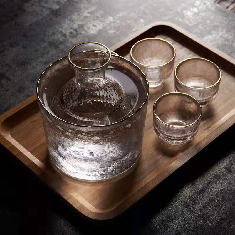 Japanese Style Glass Sake Bottle Wine Glass Set Transparent Hammer Pattern White Wine Glass Small Sake Cup Shochu Bottle: Gold 1 Set
