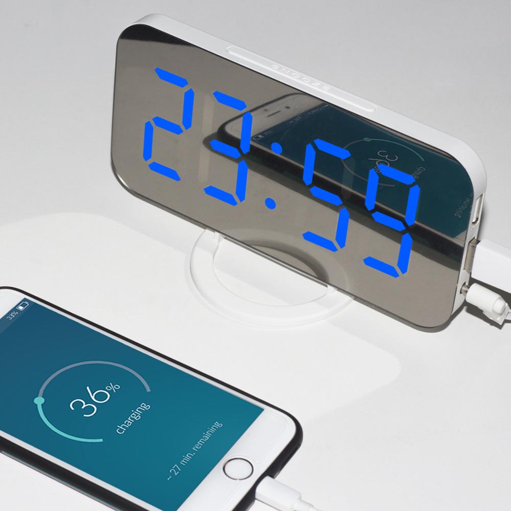 Digital led despertador snooze display tempo noite mesa de led 2 portas carregador usb para iphone android telefone alarme espel: Vit - blå ord