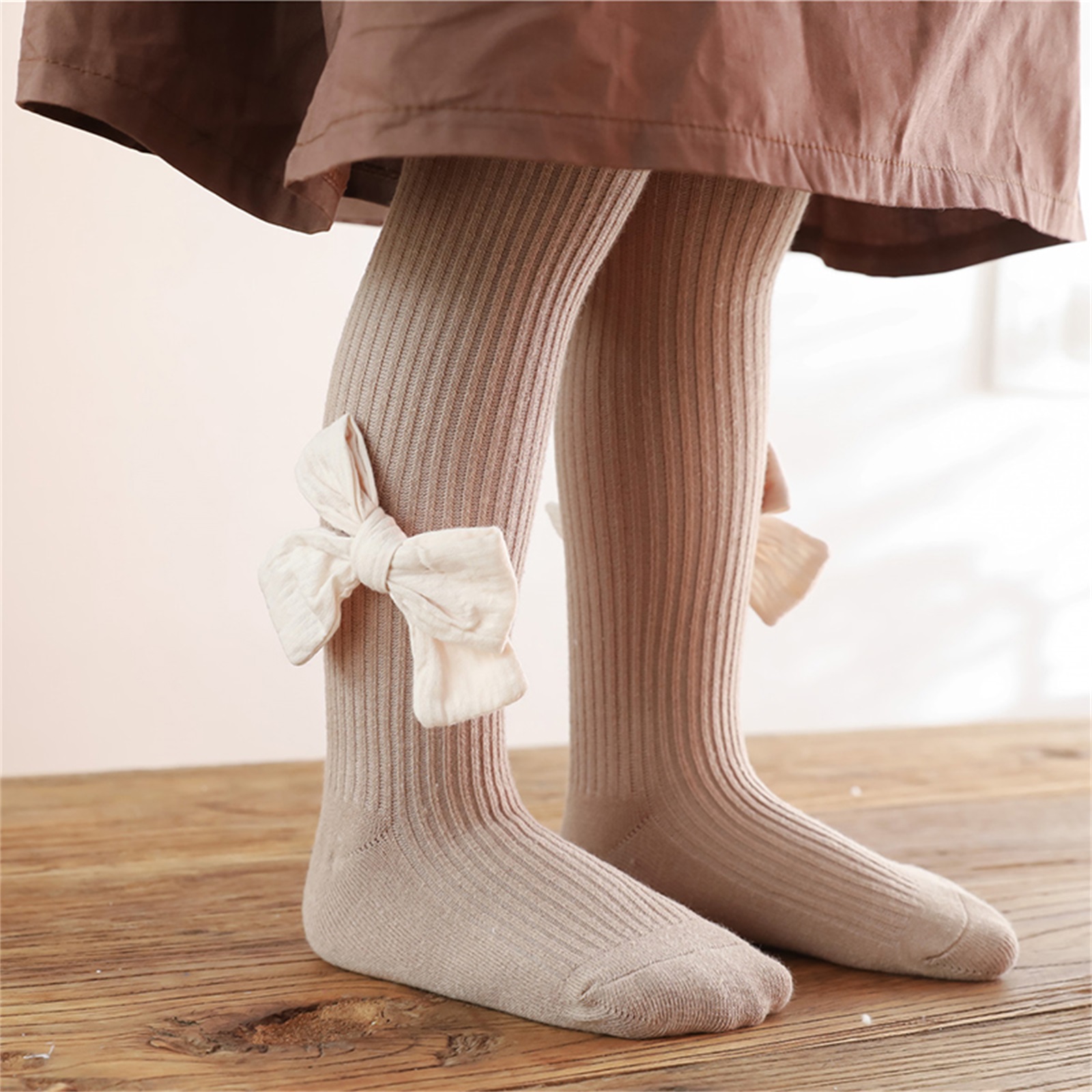Emmababy Baby Girl Pantyhose, Knitting Bowknot Bottom Socks Warm Winter Knitwear Loose Trousers: 04 / 24M
