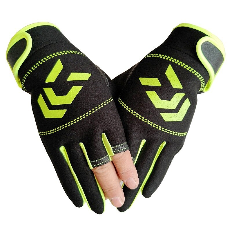 DAWA Fishing Gloves Outdoor Non-slip Fishing Protective Gloves Three Fingers Cut Half Finger Gloves Two Fingers Cut Gloves: Green