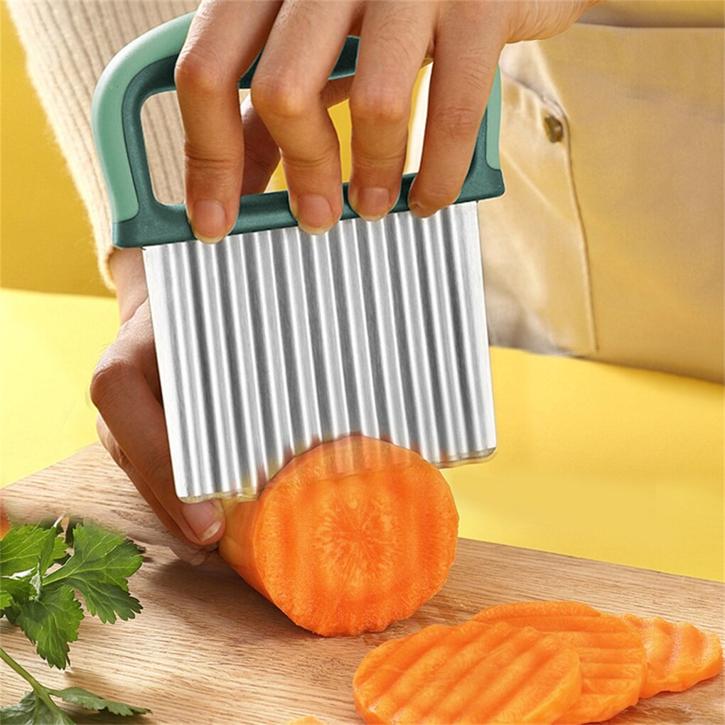 Handheld Potato Chopper Fries Wavy Slicer with Handle Onion Food Safe Chopping Kitchen Hand Tool Chef Gadgets Green