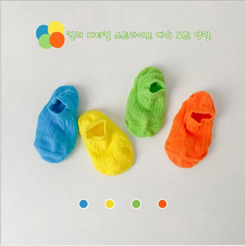1-8 anni confezione da 4 paia 2021 calzini sottili a rete Candy primavera/estate calzini da barca per bambini a righe verticali