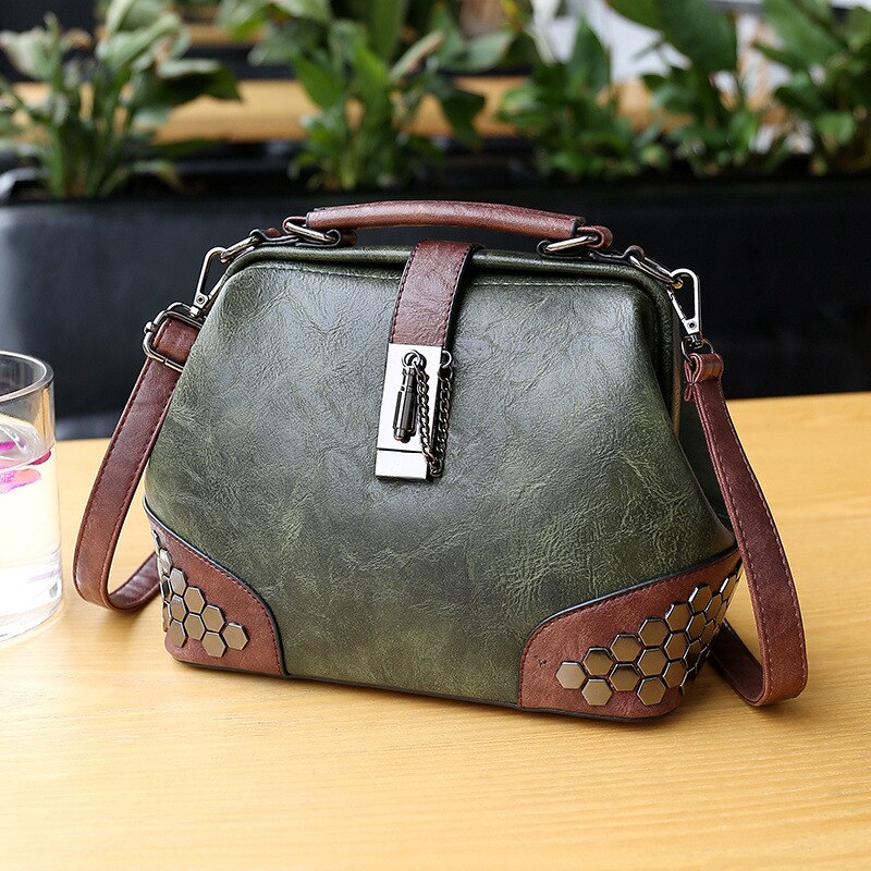 Retro All-match Lock Shoulder Bag Women's Riveting Nail Shoulder Bag Women: green
