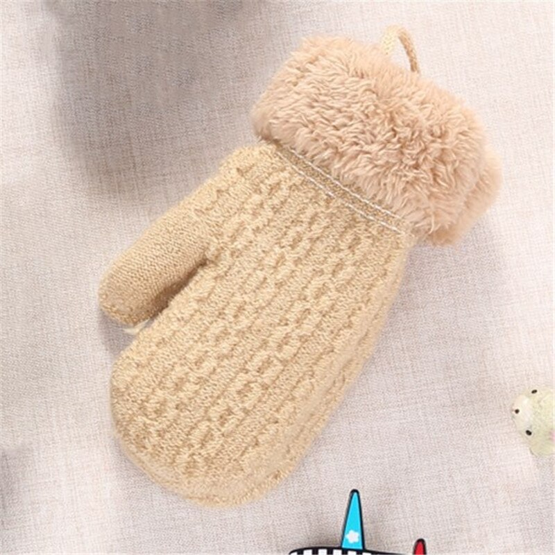 Baby Winter Knitted Warm Gloves With Rope Children Kids Infants Patchwork Outdoor Mittens Wool Plush Thick Gloves: Beige