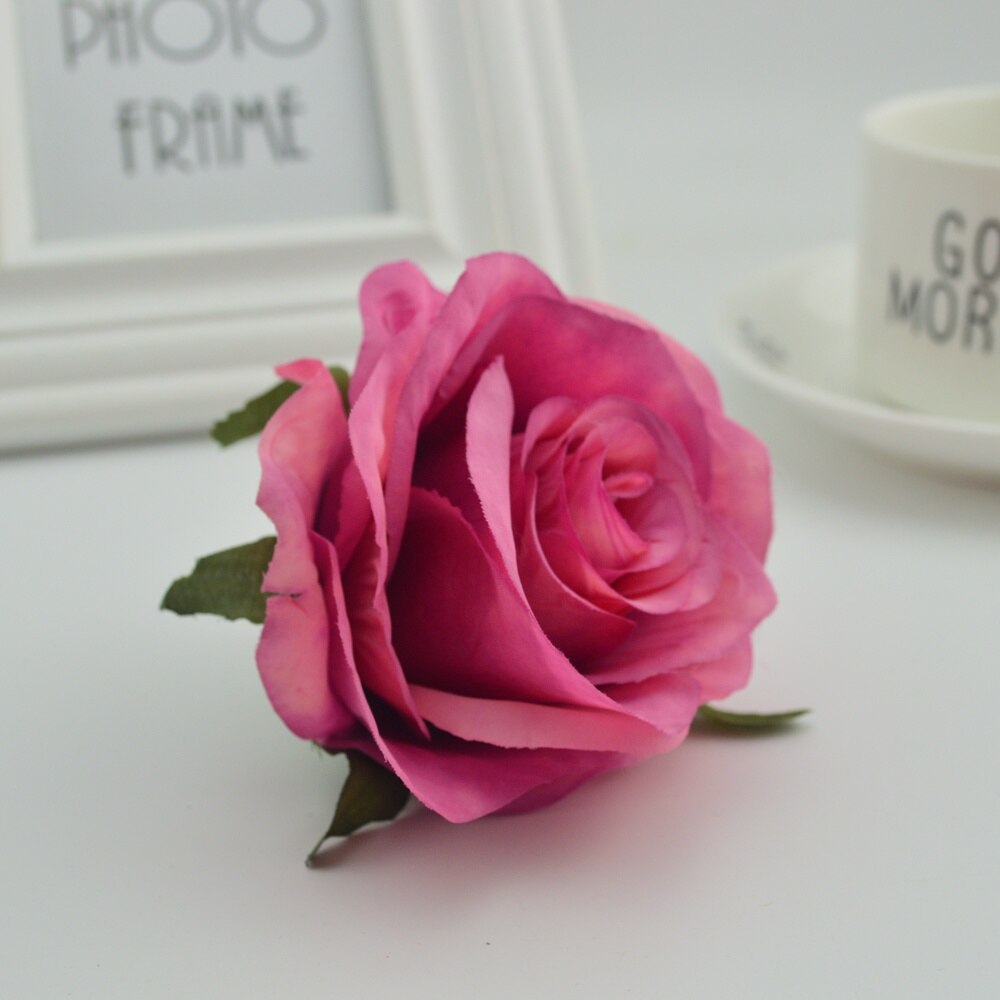 100 st silke plast rosor blommor vägg för vaser hem bröllop dekoration tillbehör billiga konstgjorda blommor för scrapbooking: Rosröd