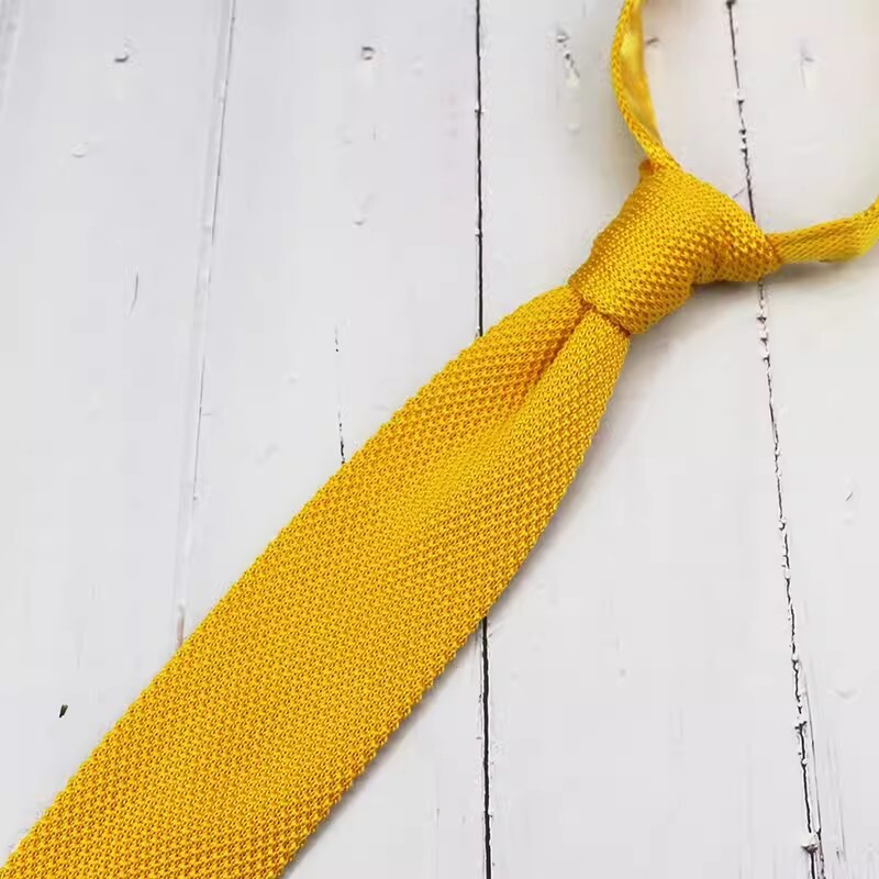 Jednokolorowe krawaty z dzianiny w kolorze khaki dla mężczyzn 6CM Wąskie brytyjskie krawaty na szyję dla kobiet College Student Knitting Neck Tie Cravat
