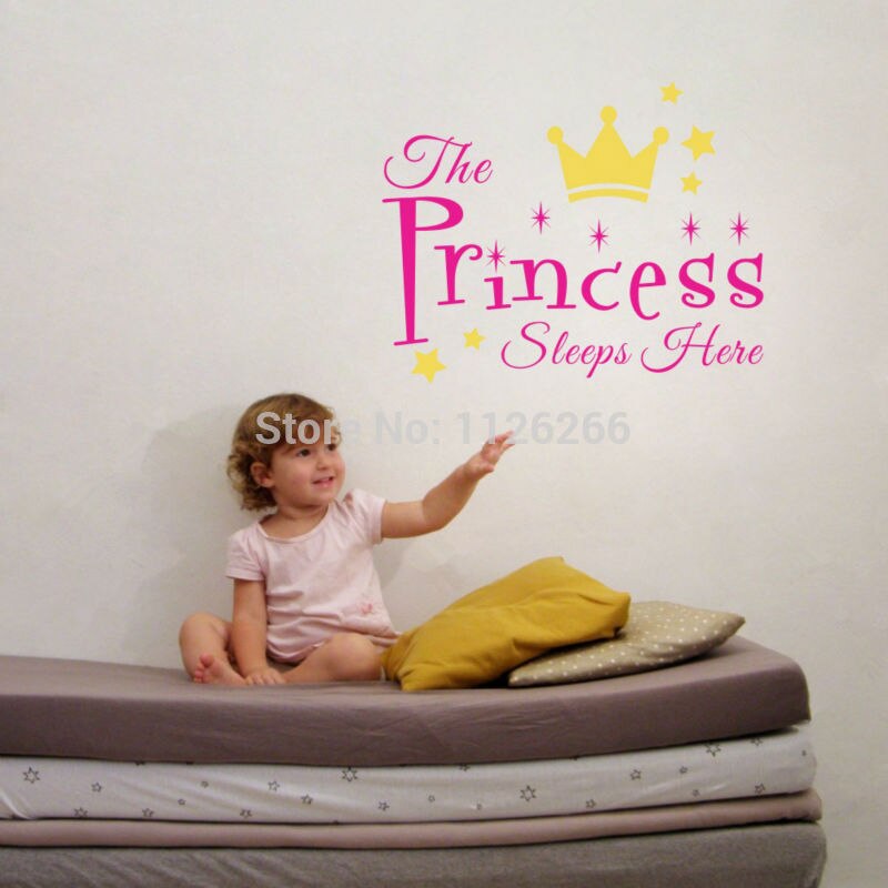 Søde citater prinsen og prinsessen sover her wallstickers diy stjerner sød krone børneværelse dekoration drenge piger