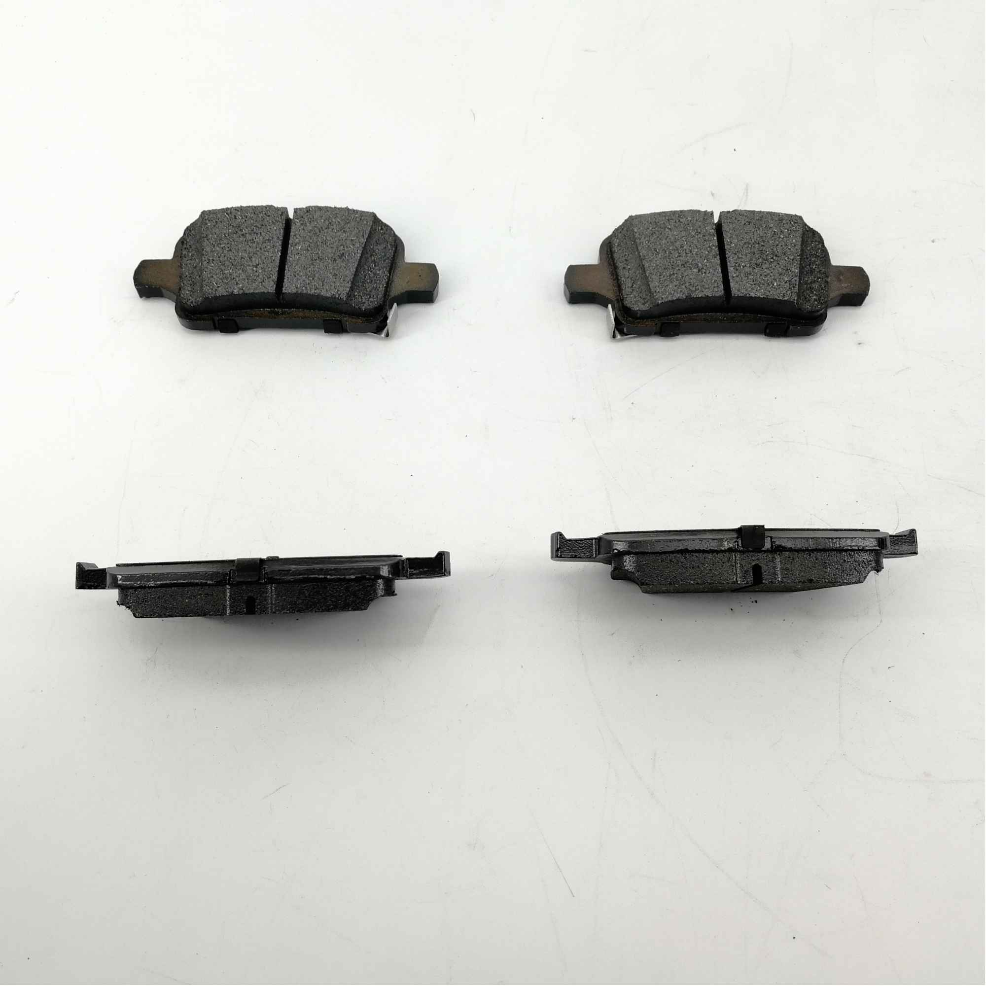 D1857 4piece/set Car Brake Pads Front for CHEVROLET Volt