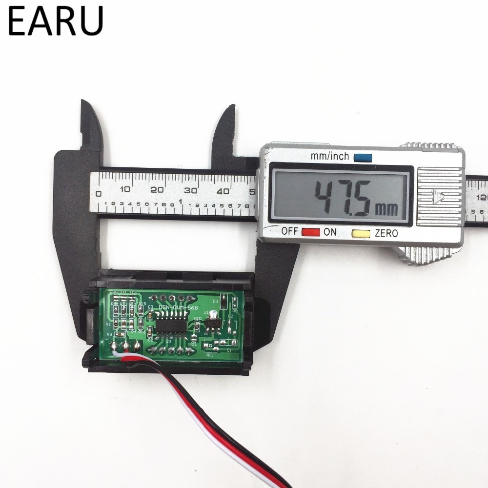 1 pc DIY Mini Voltmeter Tester Digitale Voltage Test Batterij DC 0-30 V 0-100 V 3 draden Rood Groen Blauw voor Auto LED Display Gauge