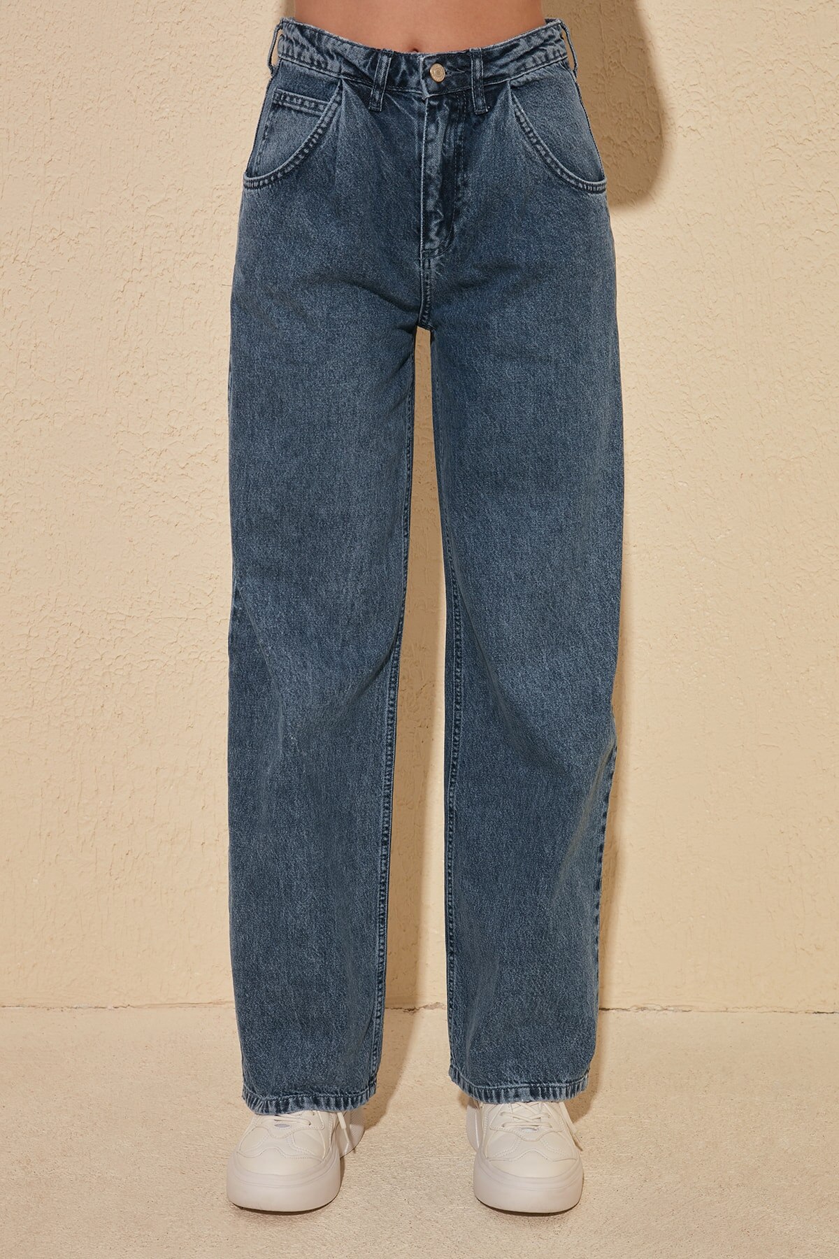 Trendyol Pleated High Waist Wide Leg Jeans TWOSS20JE0147