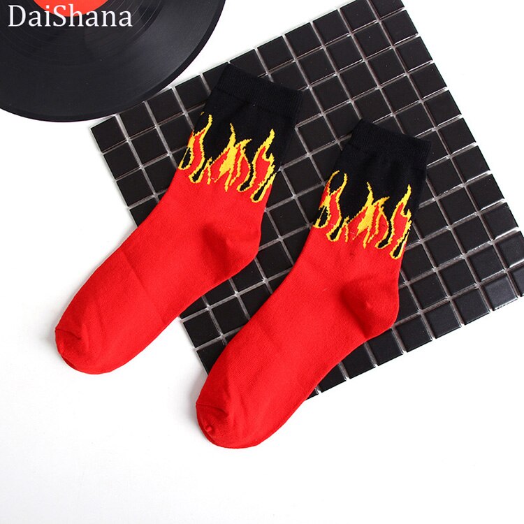 Daishana Unisex Vlam Rood En Wit Vuur Sokken Novelty Hip Hop Harajuku Sokken Skateboard Calceines Mujer Straat Skarpetki Sokken: RED