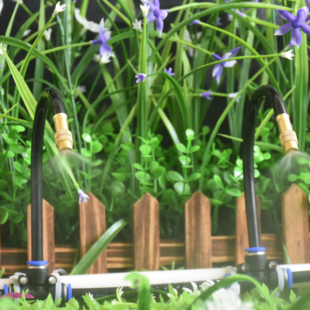 Sistema di irrigazione a goccia fai-da-te Ugello nebulizzatore Irrigazione regolabile 8mm Pe Tubo di bloccaggio dado Connettore Irrigazione a goccia spruzzatore