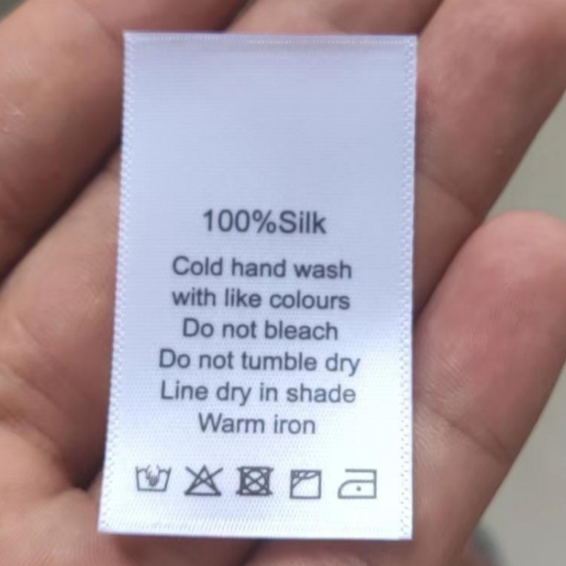 100 st vita tvättrådsetiketter för bomull/siden/kashmere/ull/linne/polyester/elastan med tryck av satintyg: Transparent