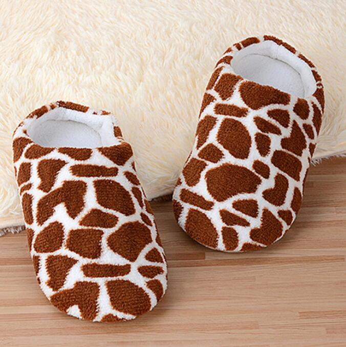 nouvelle maison pantoufles lait lèvre imprimer fond mou pantoufles femmes pantoufles intérieur maison pantoufles femmes chaussures taille 10 11 12: Orange / 9